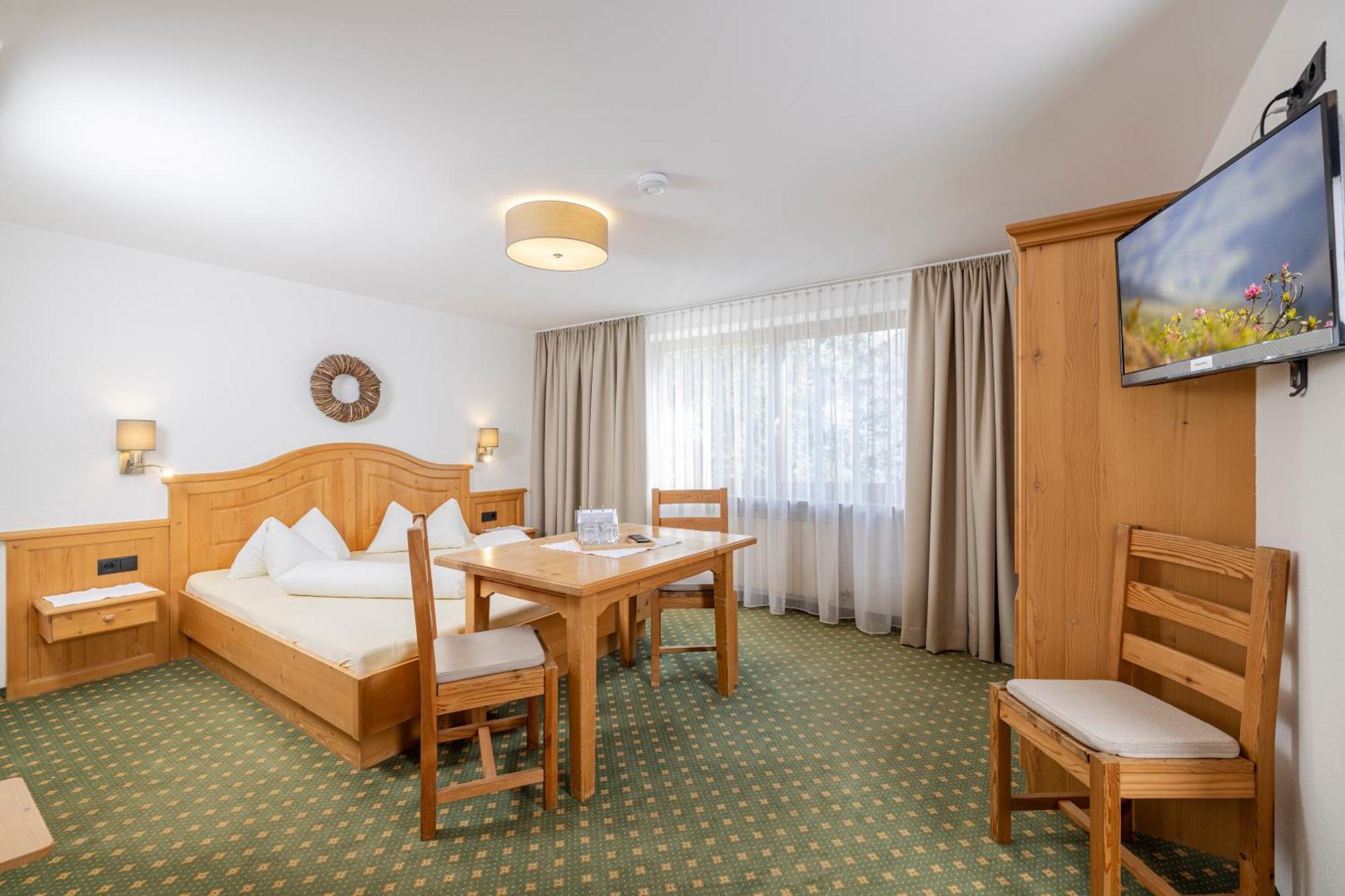 Restaurant Gaestehaus Wiesenheim أوديرنز المظهر الخارجي الصورة