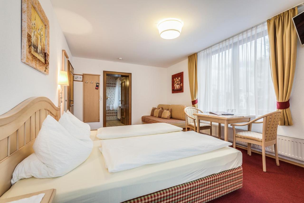 Restaurant Gaestehaus Wiesenheim أوديرنز المظهر الخارجي الصورة
